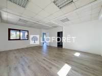 Bureaux et commerces 3 pièces