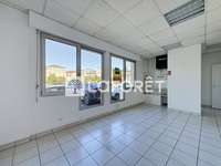 Bureaux et commerces 3 pièces
