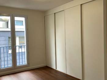 Bureaux et commerces 2 pièces