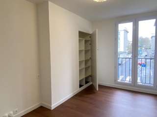 Bureaux et commerces 2 pièces