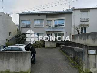 Bureaux et commerces 2 pièces