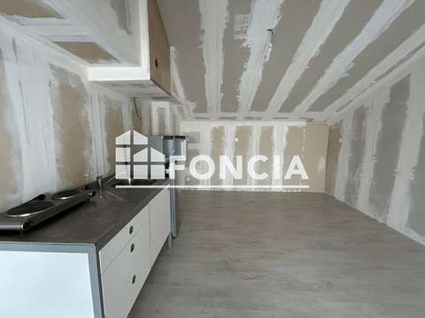 Bureaux et commerces 2 pièces