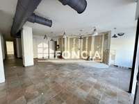 Bureaux et commerces 2 pièces