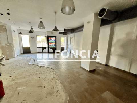 Bureaux et commerces 2 pièces