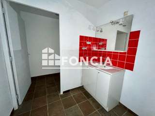 Bureaux et commerces 2 pièces