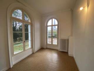 Bureaux et commerces 10 pièces