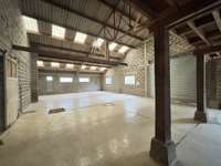 Bureaux et commerces 5 pièces