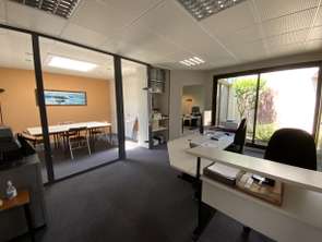 Location Bureaux et commerces 104 m&sup2;Bretteville-sur-Odon