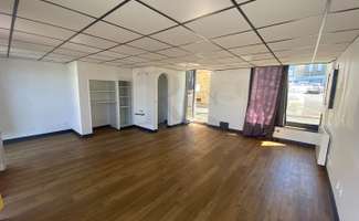 Photo Bureaux et commerces Briouze