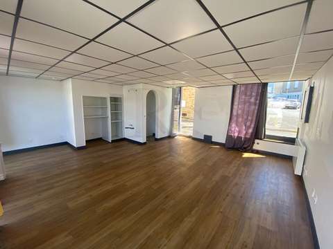 Bureaux et commerces Briouze 61