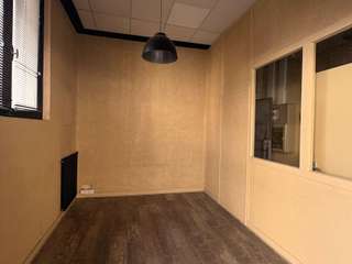 Bureaux et commerces 1 pièce