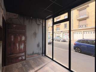 Bureaux et commerces 1 pièce