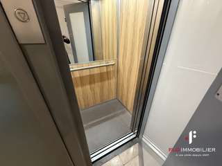 Bureaux et commerces 6 pièces