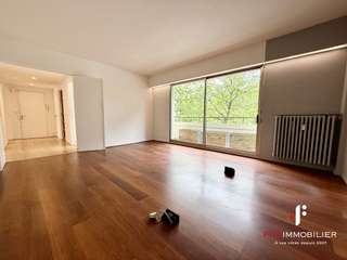 Bureaux et commerces 6 pièces