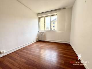 Bureaux et commerces 6 pièces