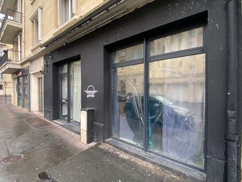 Bureaux et commerces 2 pièces