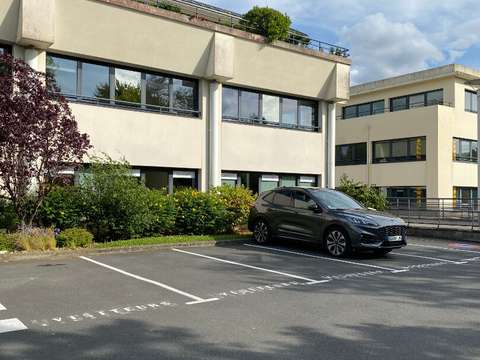 Bureaux et commerces Caen 14