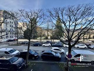 Bureaux et commerces 6 pièces