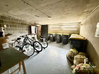 Bureaux et commerces 6 pièces