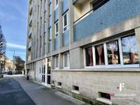 Bureaux et commerces 6 pièces