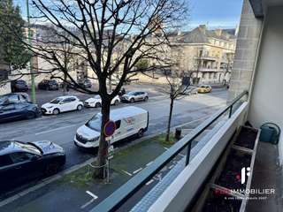 Bureaux et commerces 6 pièces