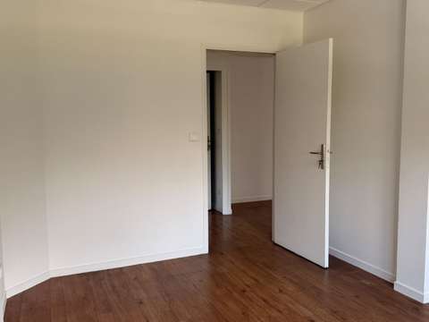 Bureaux et commerces Caen 14