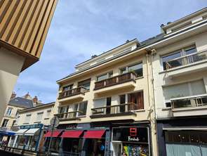 Location Bureaux et commerces 69 m&sup2;Caen