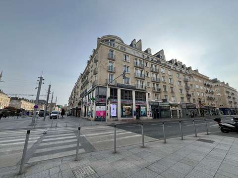 Bureaux et commerces Caen St-Jean 14