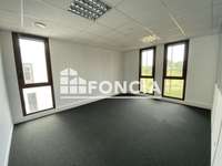 Bureaux et commerces 2 pièces