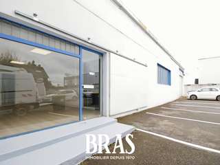 Bureaux et commerces 4 pièces