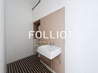 Bureaux et commerces 2 pièces