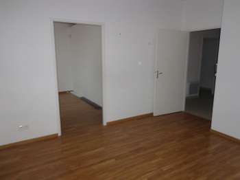 Bureaux et commerces 4 pièces