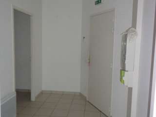 Bureaux et commerces 4 pièces