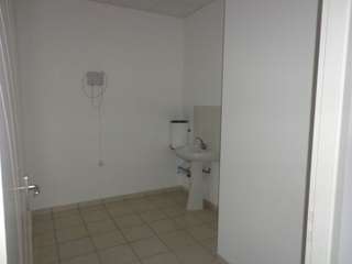 Bureaux et commerces 4 pièces