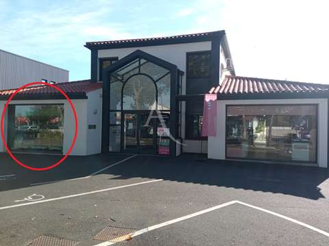 Bureaux et commerces Challans 85