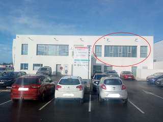 Bureaux et commerces 7 pièces