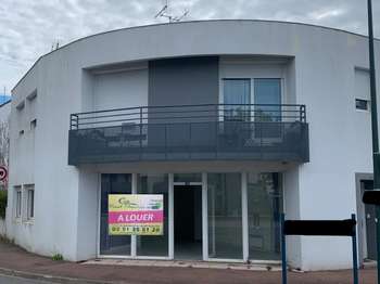 Bureaux et commerces 3 pièces Challans 85
