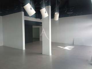 Bureaux et commerces