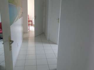 Bureaux et commerces 6 pièces