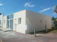 Bureaux et commerces 4 pièces
