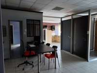 Bureaux et commerces 3 pièces