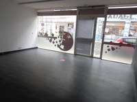 Bureaux et commerces 4 pièces