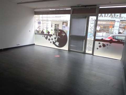 Bureaux et commerces 4 pièces