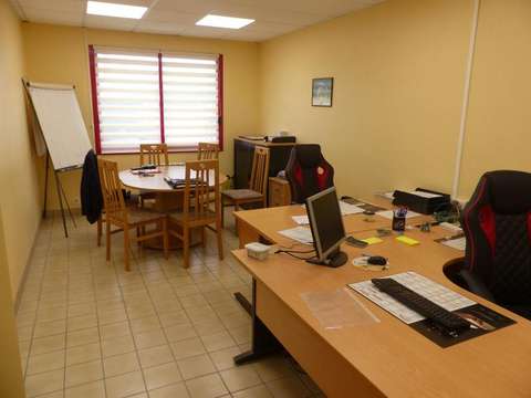 Bureaux et commerces Bureaux et commerces