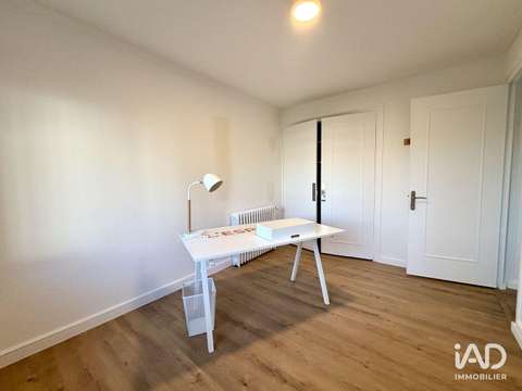 Bureaux et commerces Champagne-au-Mont-d'Or 69