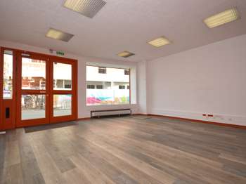 Photo Bureaux et commerces Chantonnay