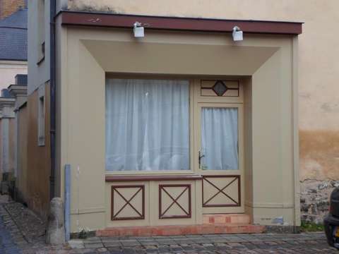 Bureaux et commerces 1 pièce Château-Gontier-sur-Mayenne 53