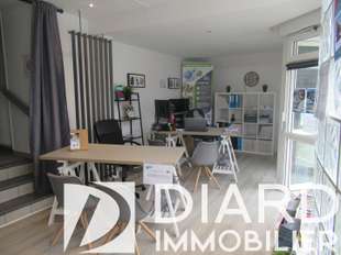 Photo Bureaux et commerces Châteaubourg
