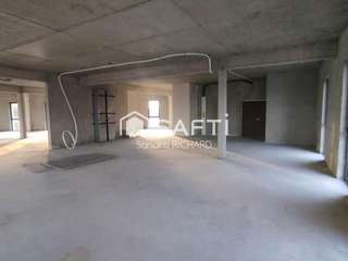 Bureaux et commerces 1 pièce