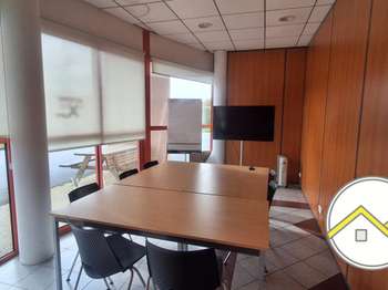 Location Bureaux et commerces 300 m&sup2;Châteaubriant
